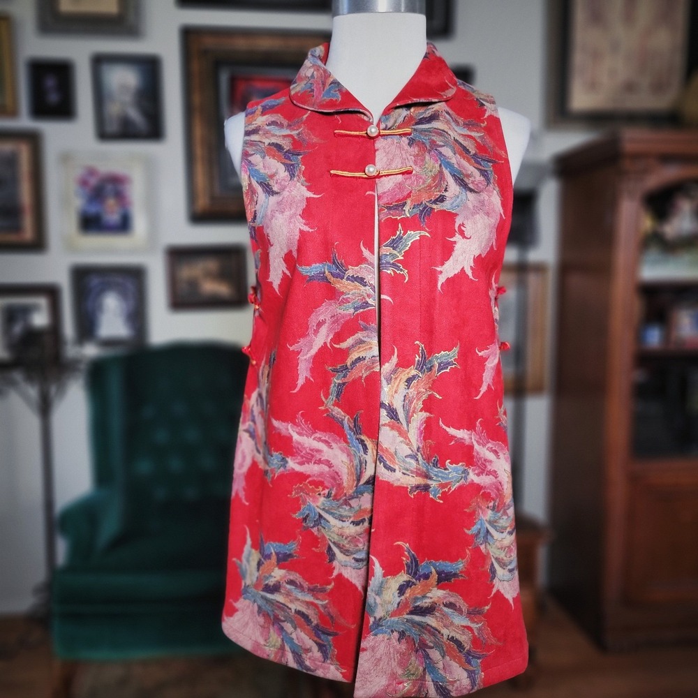 Han Tang Yuan Vest Red Floral Tapestry Pearl Frog Closure Sleeveless Jacket NEW - Picture 2 of 8
